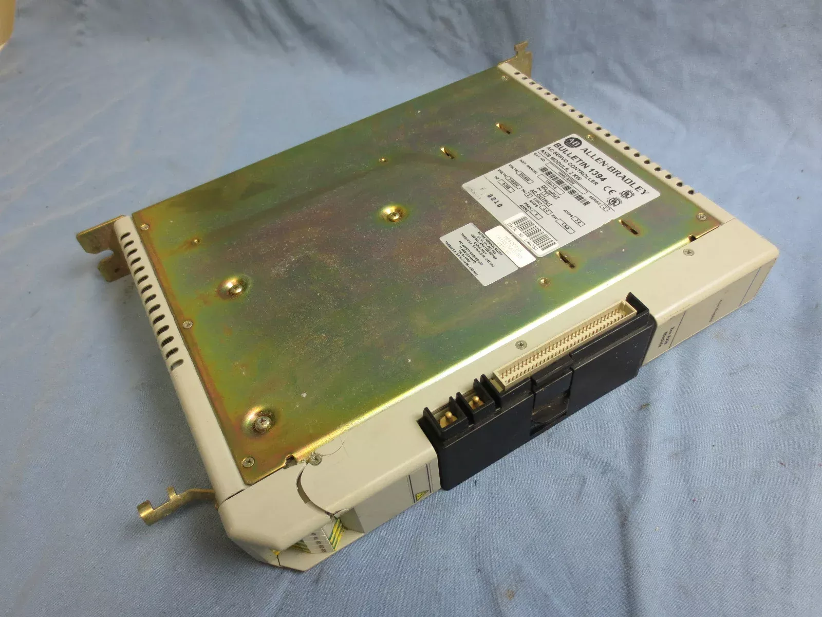 ALLEN-BRADLEY 1394C-AM03 Ser. C - AC SERVO CONTROLLER AXIS MODULE, 2KW