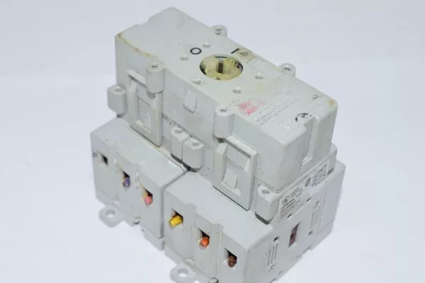 ALLEN BRADLEY 194E-E25-1756 LOAD SWITCH, SERIES B