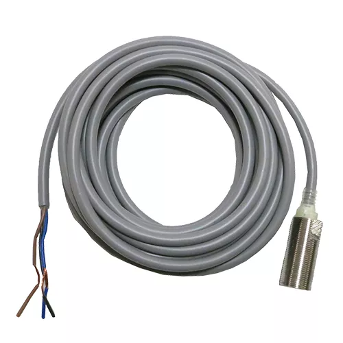 Azbil | FL7M-5D6-L5 | Cylindrical Proximity Switch