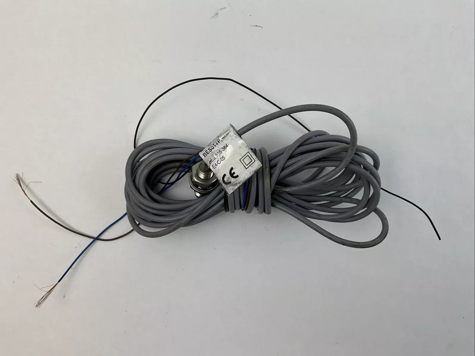 BALLUFF BES011P BES 516-384-E4-C-05 INDUCTIVE SENSOR