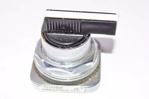 Furnas Electric 52SB2BDB Selector Switch, SER: F