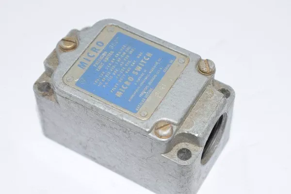 HONEYWELL 8LS1 LIMIT SWITCH Housing