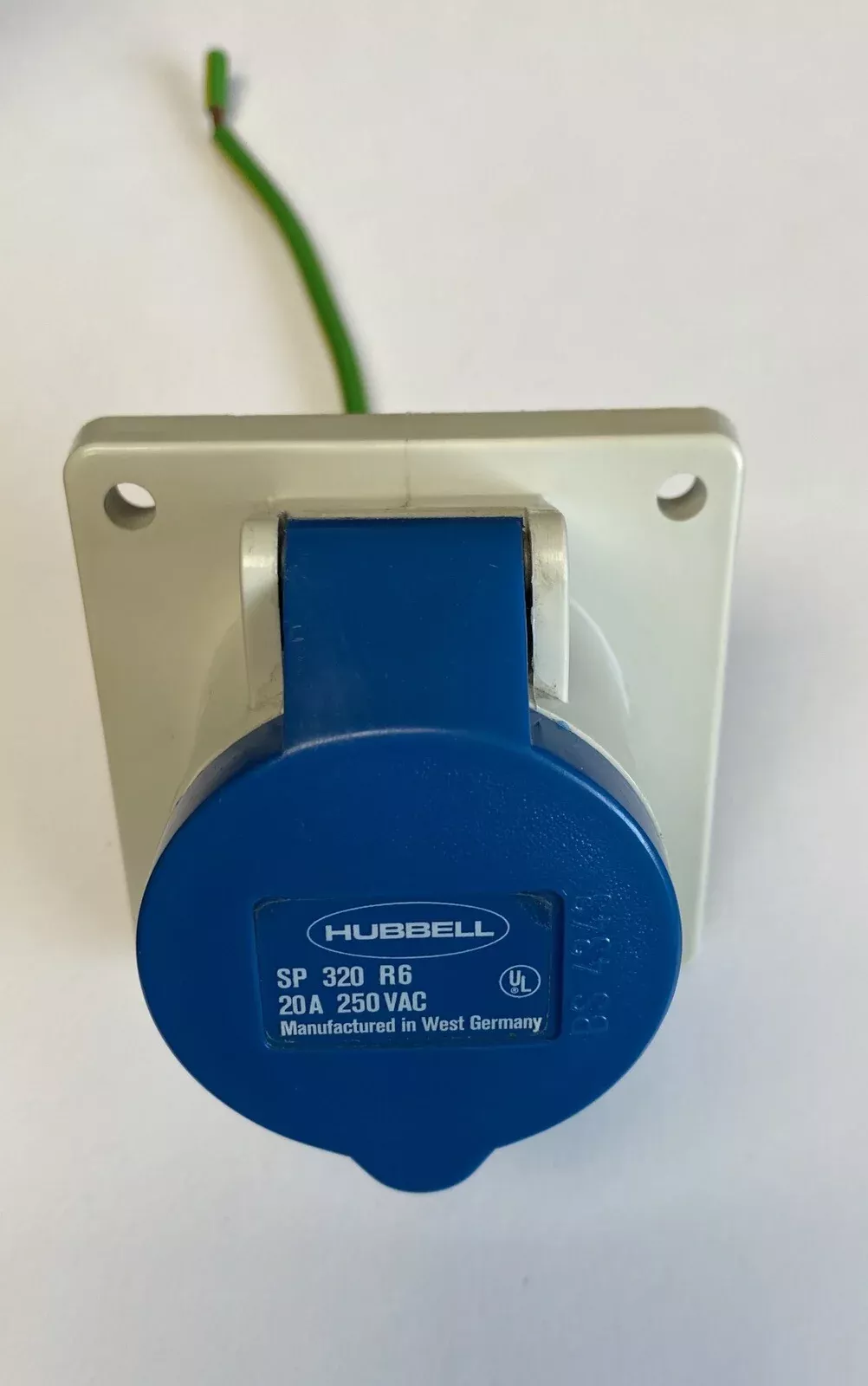 hubbell-sp320r6-20a-250vac-receptacle-plug Hubbell SP320R6 20A 250VAC Receptacle Plug