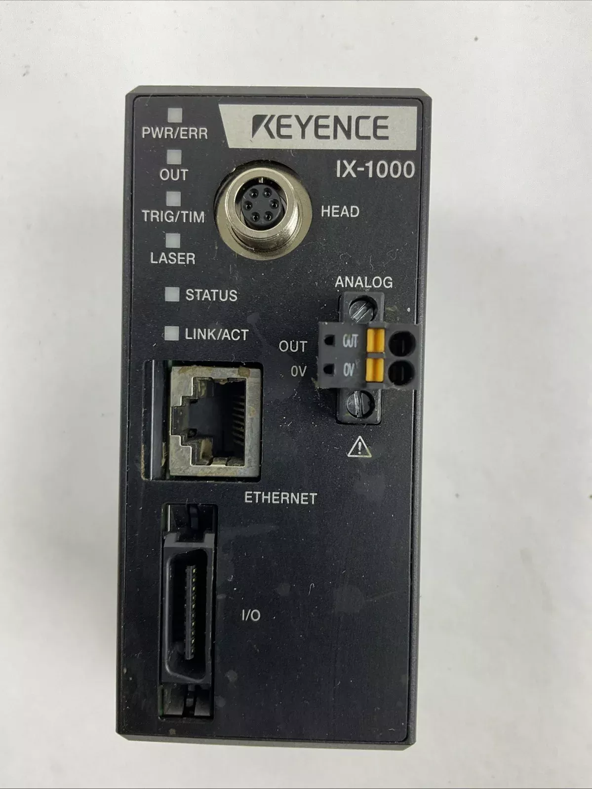 KEYENCE IX-1000 LASER SENSOR AMPLIFIER 24VDC 1.9A