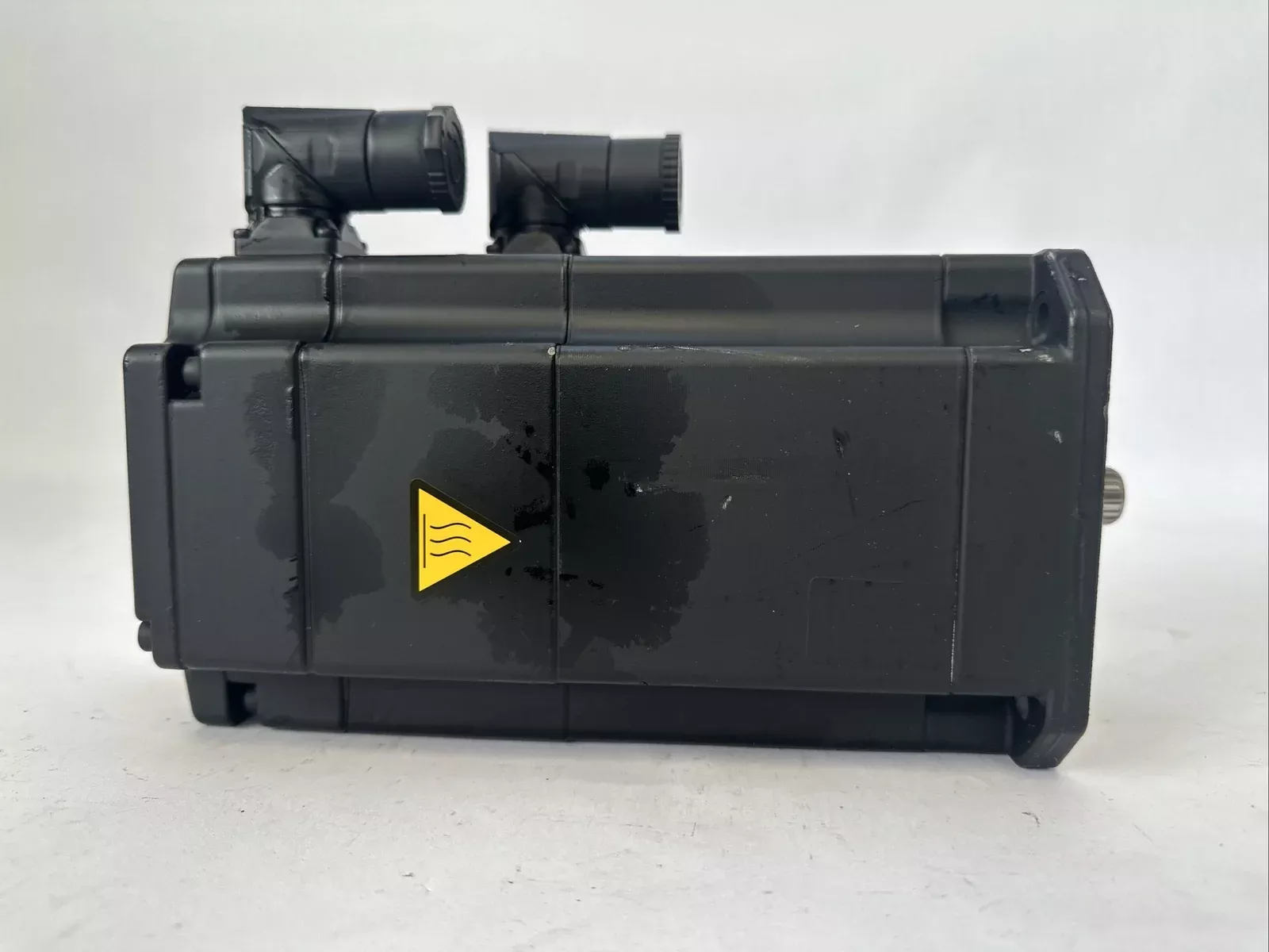 kuka-1fk7063-5af71-1sy3-z-servo-motor KUKA 1FK7063-5AF71-1SY3-Z SERVO MOTOR