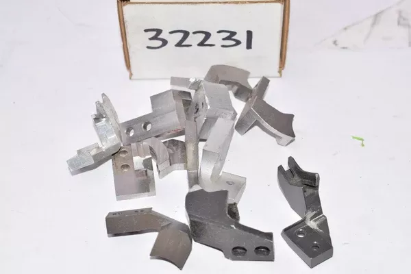 Lot of Ovalized Stainless Neck Rings, 32231