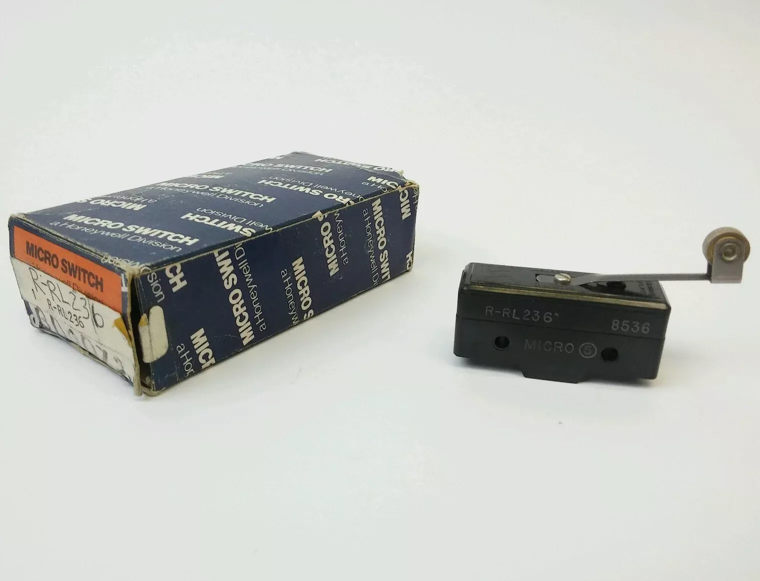 micro-switch-r-rl236-limit-switch Micro Switch R-RL236 Limit Switch