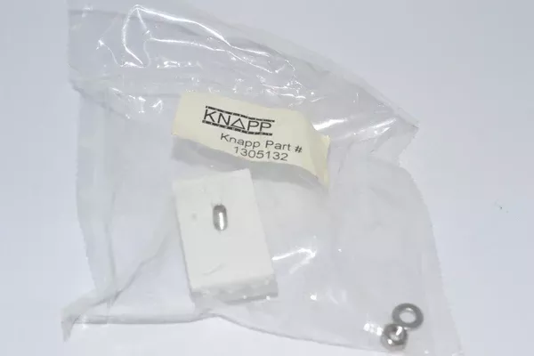 NEW KNAPP Part # 1305132 Germany Reflective Connector