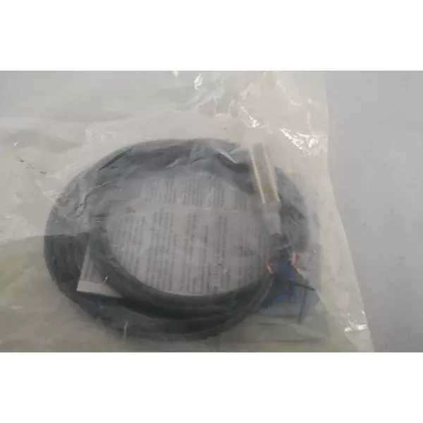 new-omron-e2e-x2e1-inductive-proximity-sensor-m12-2mm-npn-no-12-24vdc-cable NEW Omron E2E-X2E1 Inductive Proximity Sensor M12 2mm NPN NO 12-24VDC Cable