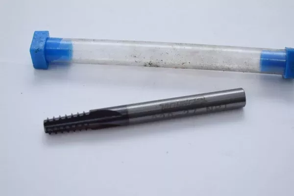 NEW Tosco .220-27 NPT SOLID CARBIDE THREAD MILL .220 Cutter