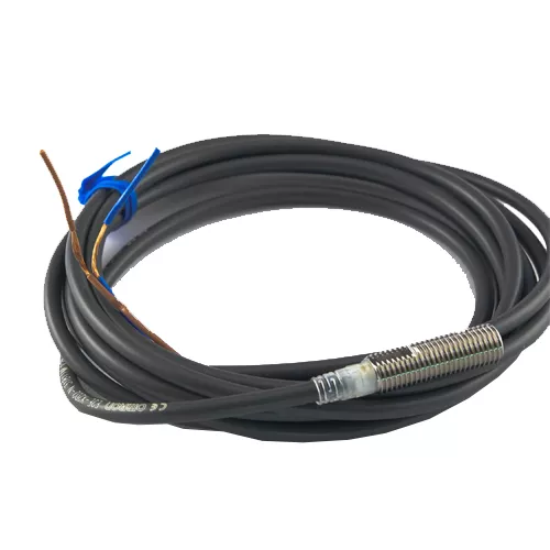 Omron | E2E-X2D2-N | Proximity Sensor