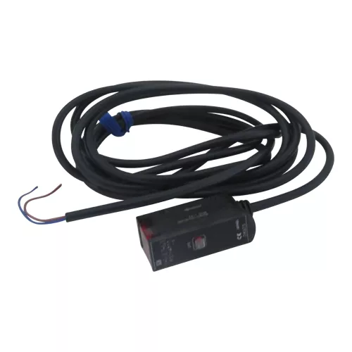 Omron | E3S-AT11-L 2M | Photoelectric Sensor