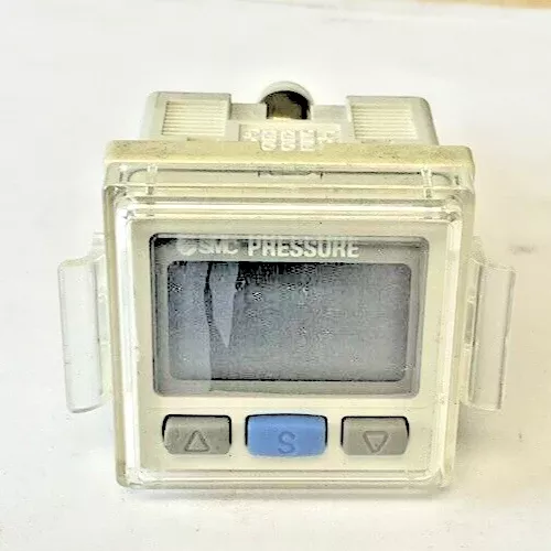 SMC ISE30A-01-N PRESSURE SWITCH 24VDC 40MA CLASS2